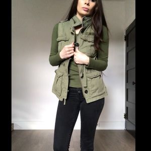 Abercrombie & Fitch Utility Vest XS